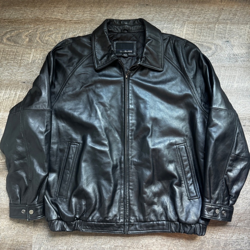 Bill Blass Vintage Leather Bomber Jacket XL Black Quilted Lined Full‎ Zip Flaw